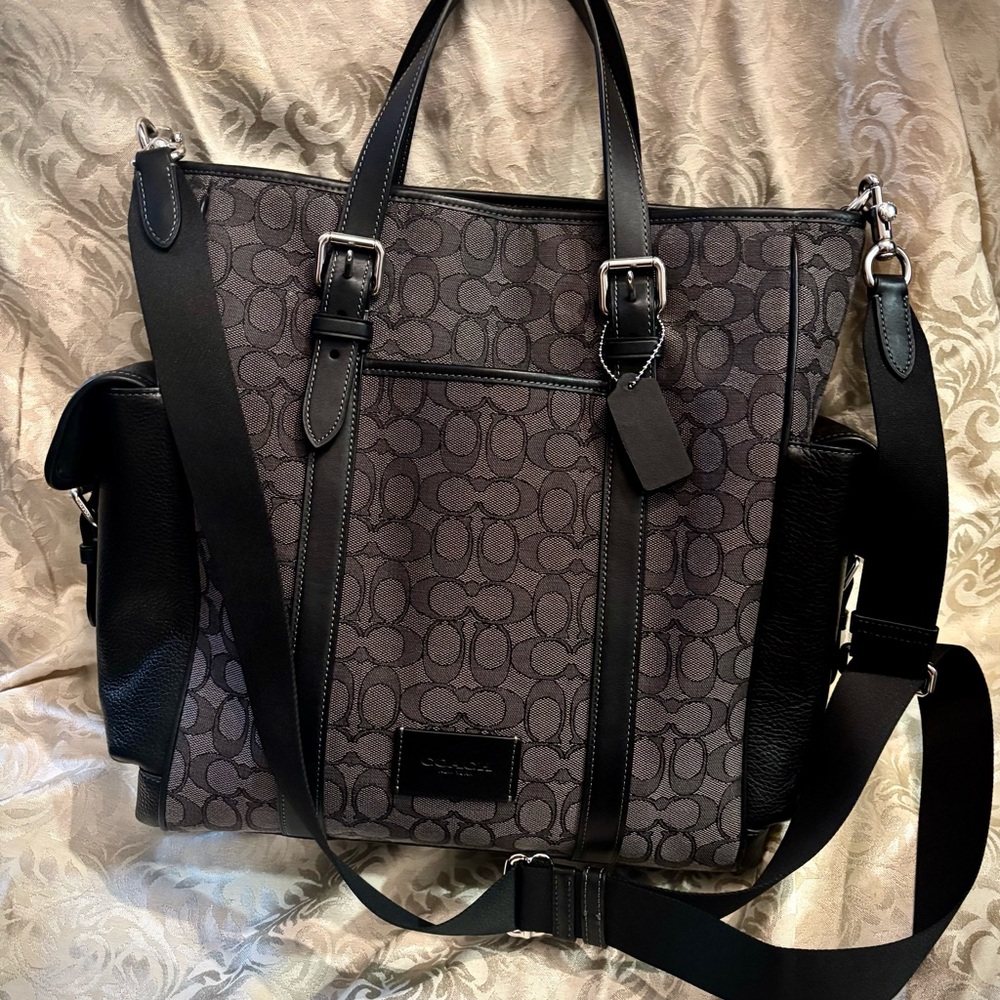 Coach Signature Messenger Tote in Charcoal and Black